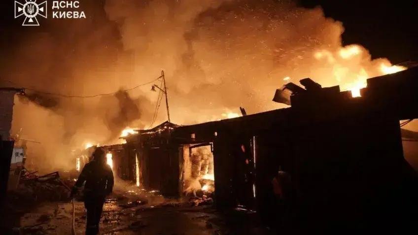 Bombardeio em Kharkiv mata 10 pessoas; drones e mísseis atingem prédios