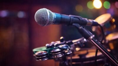 Cantor baiano acusado de traição com integrante da própria banda