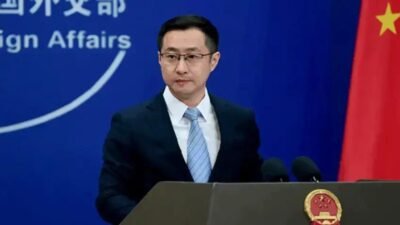 China pede fim dos ataques dos EUA e de Israel ao Irã e cobra diálogo