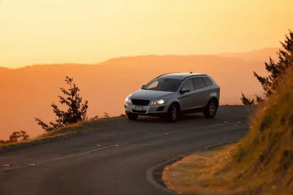 Como o calor do verão acelera a deterioração da bateria do seu carro