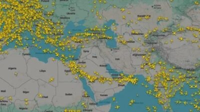 Companhias aéreas suspendem voos no Oriente Médio e reacomodam passageiros