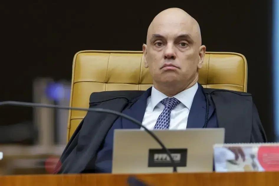 Gabinete de Moraes nega visita à casa de Daniel Vorcaro em Trancoso