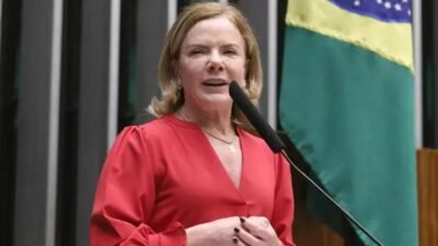 Gleisi acusa manipulação eleitoral por trás de mobilização de caminhoneiros