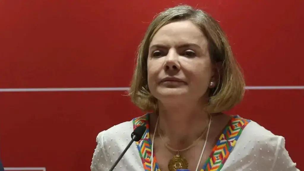 Gleisi critica ato na Paulista e acusa bolsonaristas de mentir