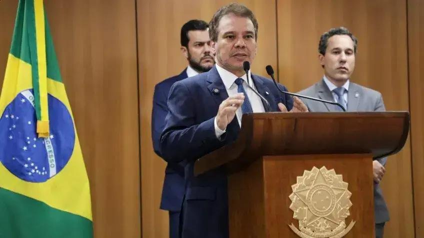 Governo intensifica fiscalização contra alta abusiva nos combustíveis