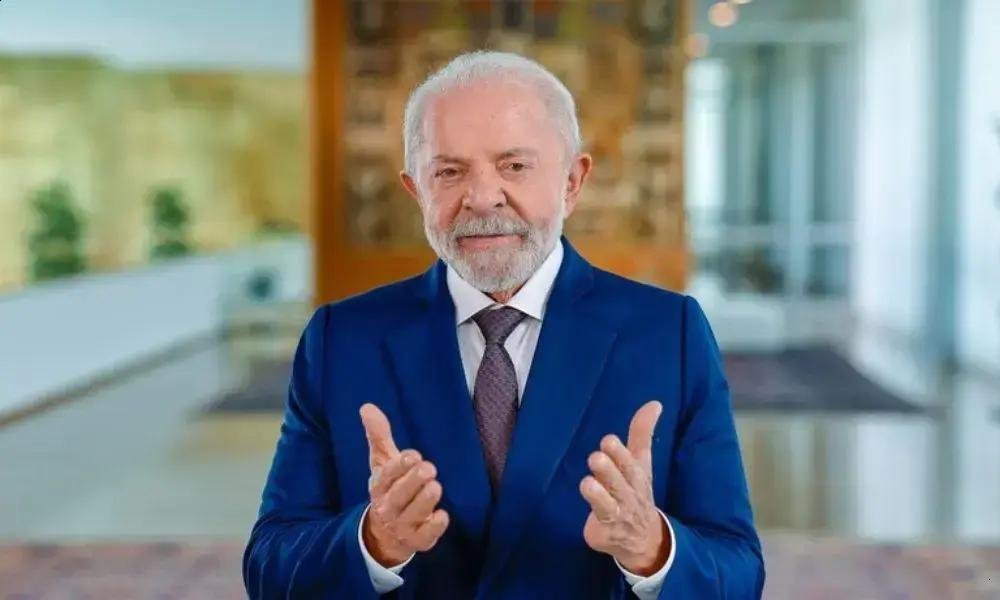 Governo zera PIS/Cofins do diesel e cria imposto sobre exportação de petróleo