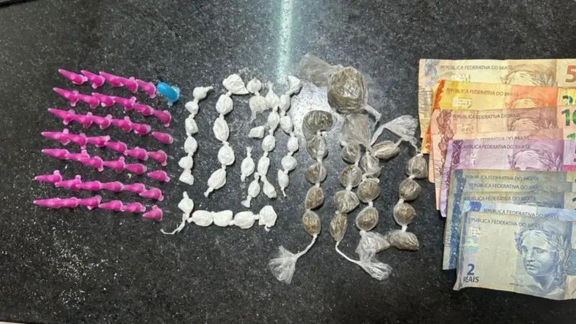 Homem é preso em Eunápolis com mais de 100 porções de drogas