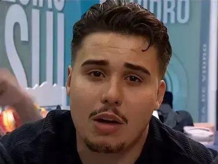 Pedro Espíndola processa a Globo: ação de R$4,25 mi por danos