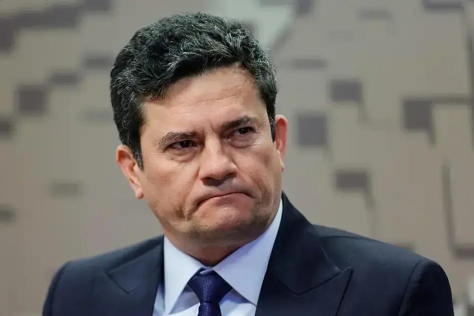 PL confirma apoio a Sergio Moro no Paraná e garante palanque para Flávio