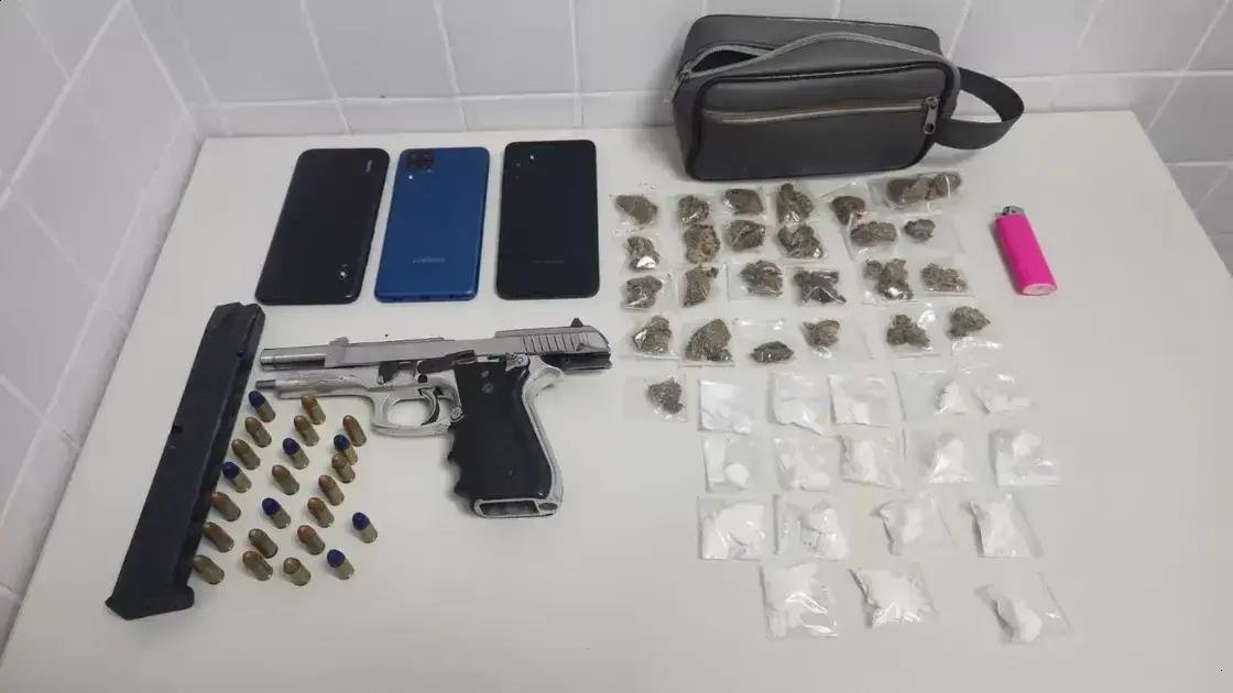 PM apreende pistola 9mm, munições e drogas em Feira de Santana