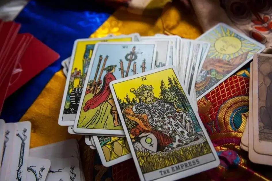 Tarot do dia: previsões para cada signo e oportunidades desta segunda