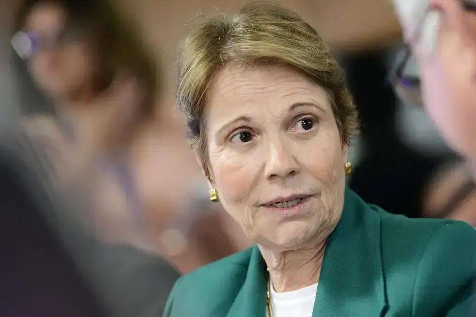 Tereza Cristina prefere seguir no Senado e não quer ser vice de Flávio