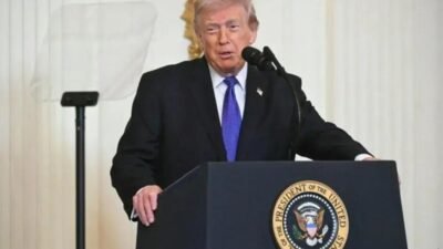 Trump diz que Cuba ‘vai cair em breve’ e propõe acordo com os EUA