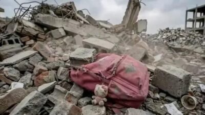 Vídeo com IA mostra criança em escola atingida no ataque a Minab