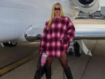 Virginia Fonseca desembarca em Paris a convite da Balenciaga para semana de moda