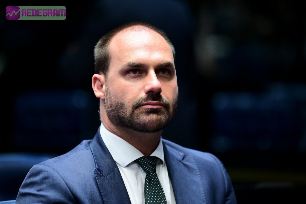 Eduardo Bolsonaro nega verbas do Banco Master e critica acusações