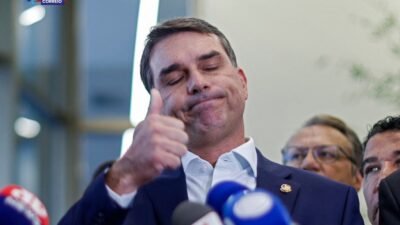 O real objetivo do encontro de Flávio Bolsonaro com Donald Trump nos EUA