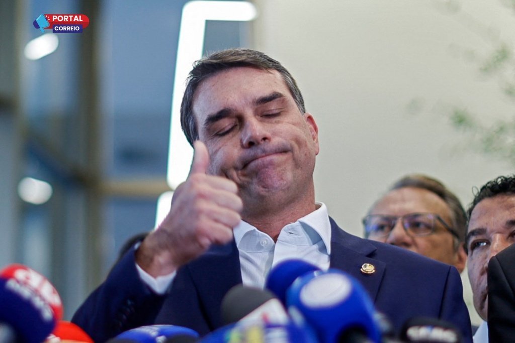 O real objetivo do encontro de Flávio Bolsonaro com Donald Trump nos EUA