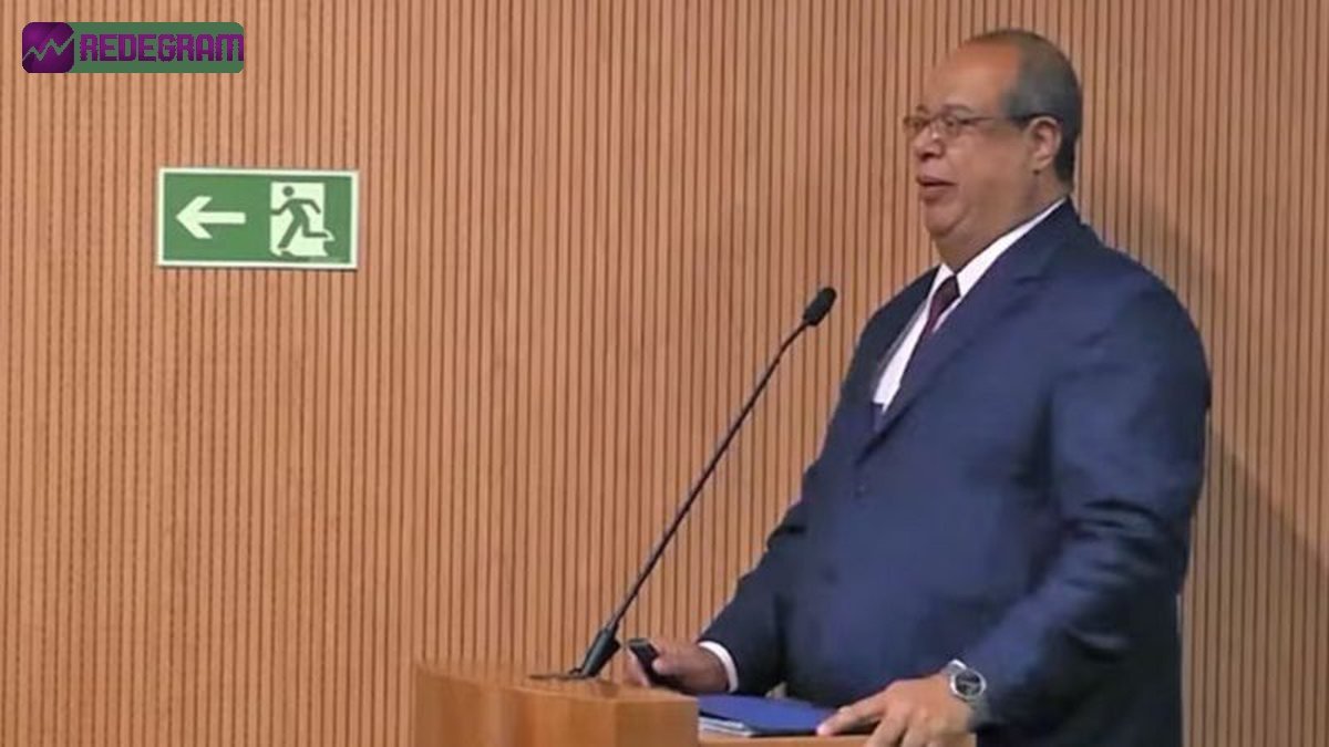 Operação da PF investiga Cláudio Castro e desembargador por fraude bilionária