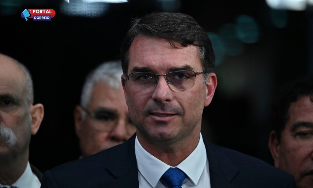 PT mira desgaste de Flávio Bolsonaro após fala polêmica de Valdemar sobre banco